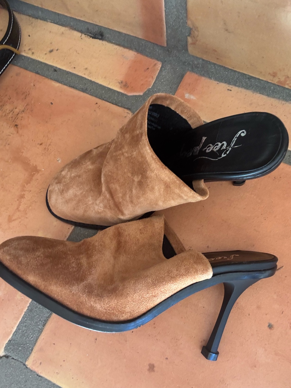 Free People Suede Leila Heeled Mule EU 36: Bohemian western - Picture 4 of 4